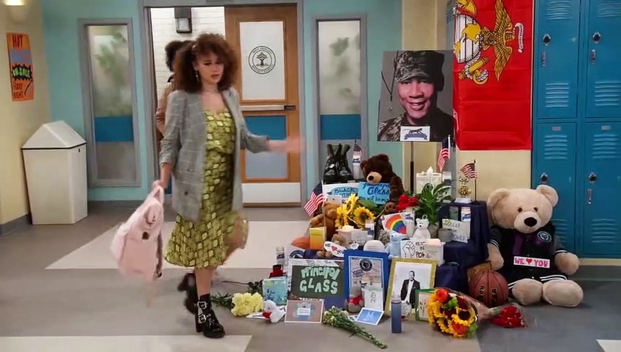 Family Reunion - Se3 - Ep07 HD Watch