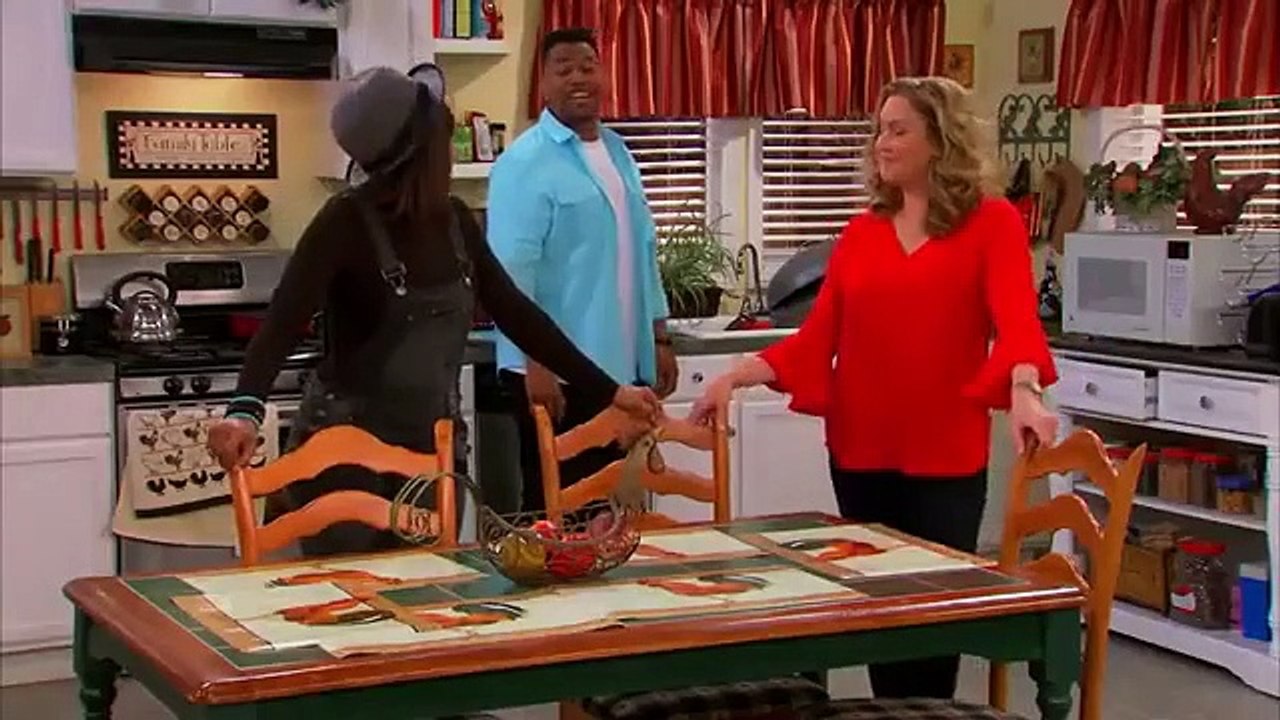 Family Time - Se5 - Ep02 - Social Media Dad HD Watch