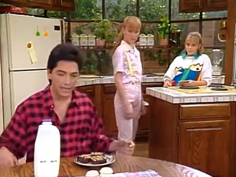 Charles in Charge - Se2 - Ep14 HD Watch