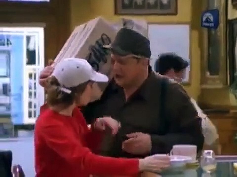 Caroline in the City - Se2 - Ep22 HD Watch