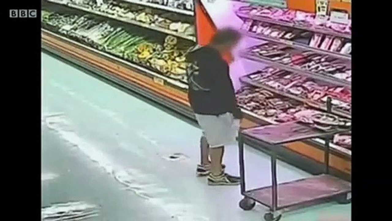 Caught Red Handed - Se5 - Ep05 HD Watch