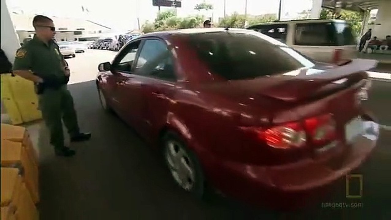 Border Wars - Se2 - Ep13 HD Watch