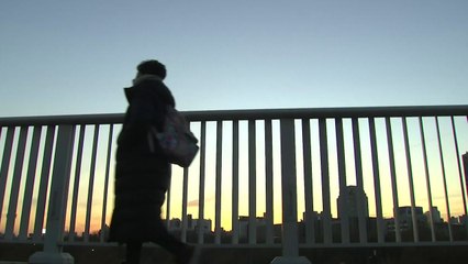 [날씨] 출근길 추위, 낮 영상권...동해안 건조경보  / YTN