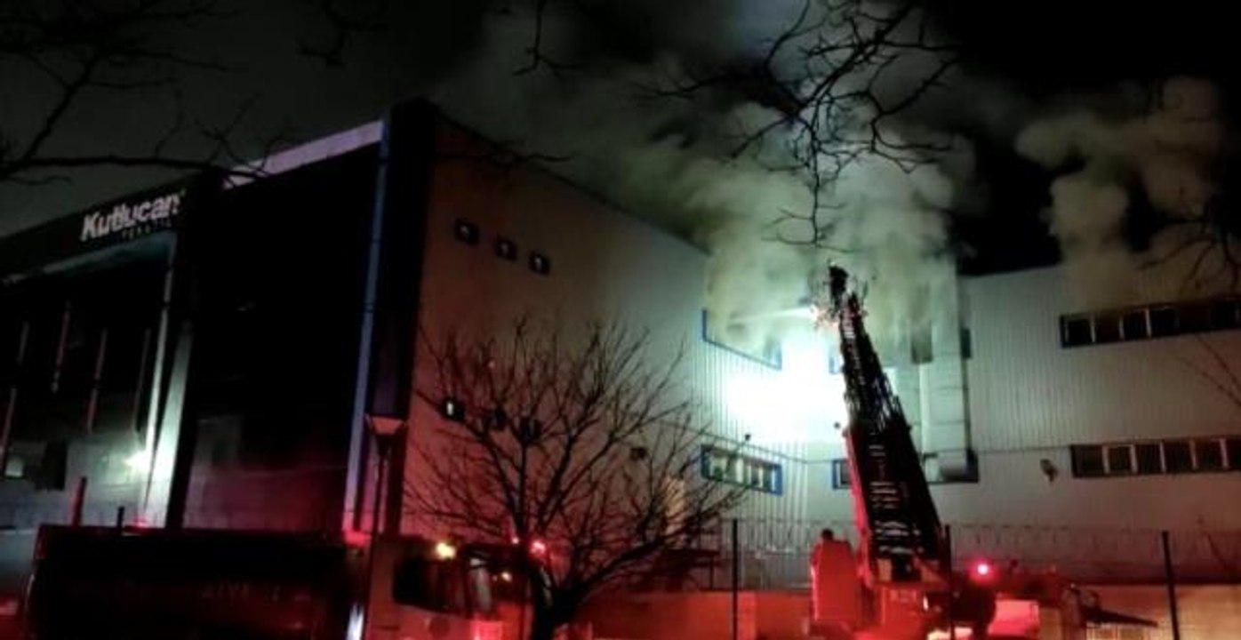 Bursa'da tekstil fabrikasında çıkan yangın söndürüldü