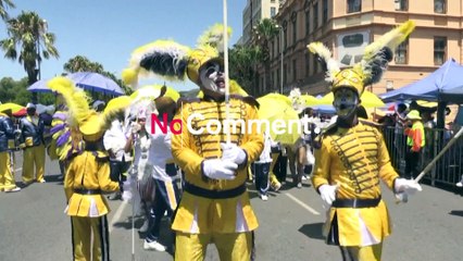 شاهد: الأجواء الاحتفالية تعود إلى كيب تاون من خلال مهرجان "مينسترل" السنوي