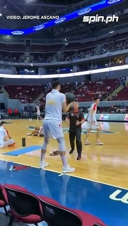 Bay Area's Chuanxing Liu in close training before Game 3 tip off