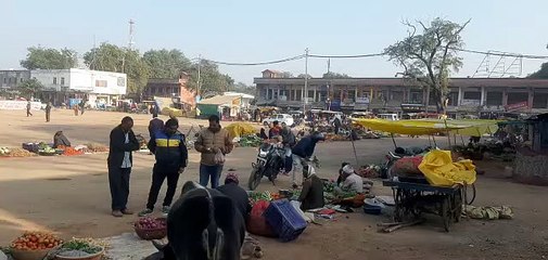 छत्रसाल चौक के लिए मेला ग्राउंड में बनाया गया हॉकर्स जोन