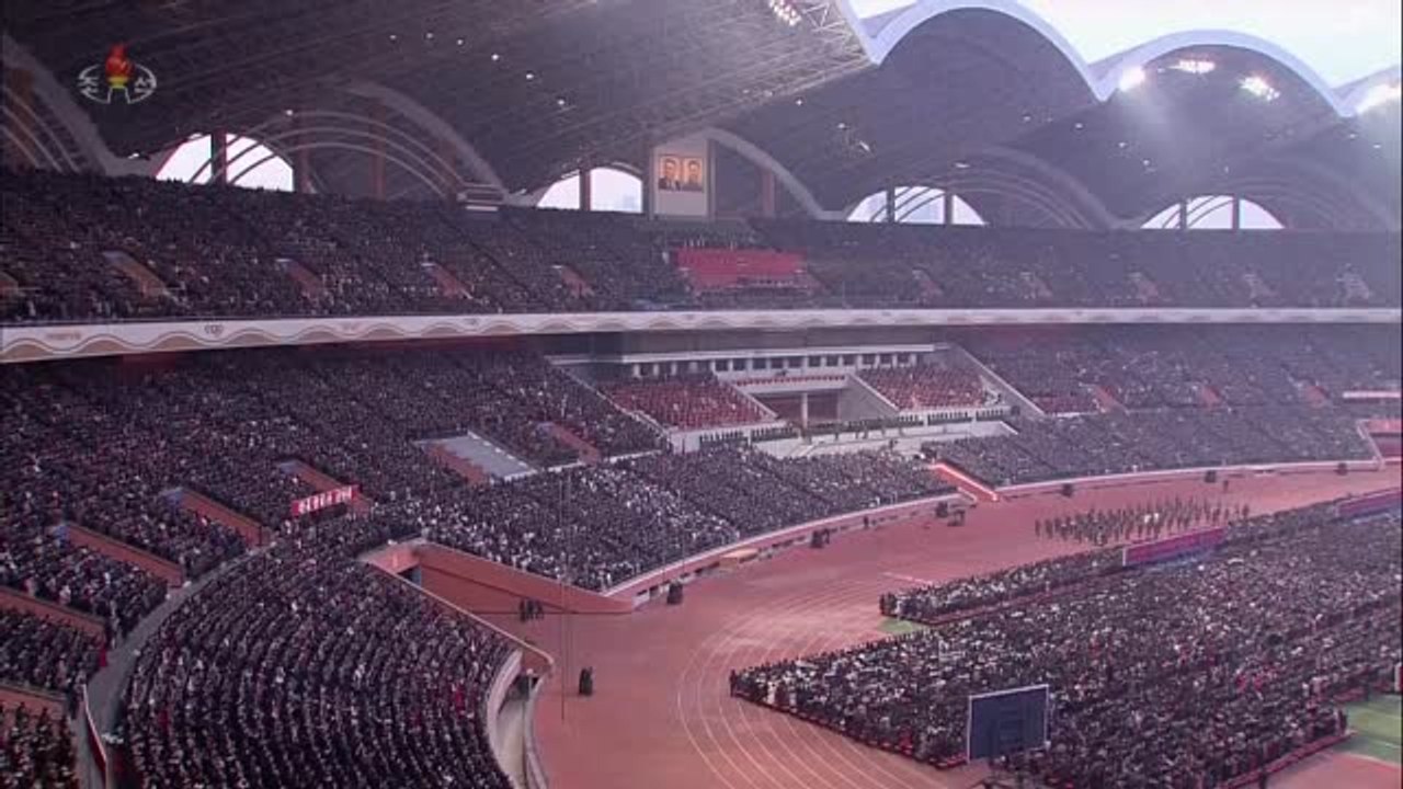 Masivo desfile en Corea del Norte sin la presencia de Kim Jong Un