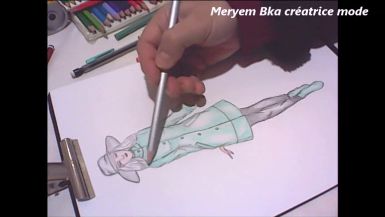 Comment dessiner un manteau et un pantalon femme étape par étape