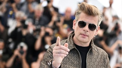 GALA VIDÉO – “À la recherche de ta dignité” : Benjamin Biolay démolit Roselyne Bachelot, leur guerre continue !