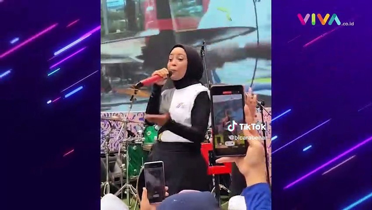 Aksi Menteri PUPR Pak Basuksi Jadi Drummer Kotak