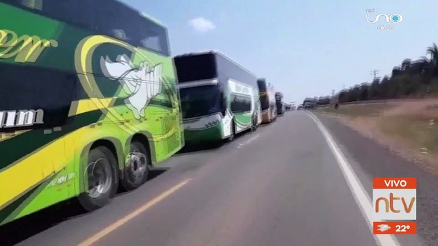 Se mantienen los bloqueos indefinidos en provincias de Santa Cruz para impedir la salida de alimentos al país