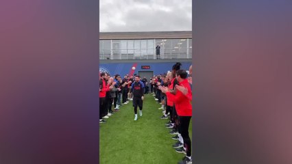 El recibimiento del PSG a Messi que no está gustando nada en Francia|Diario As