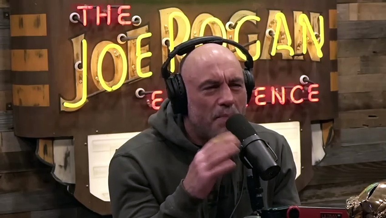 Joe Rogan: Undeniable EVIDENCE From Comet IMPACTS In Alaska!! 10,000+ Mammoth Skeletons Discovered!!
