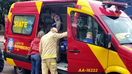 Idoso quebra a perna ao ser atropelado por motocicleta no Centro