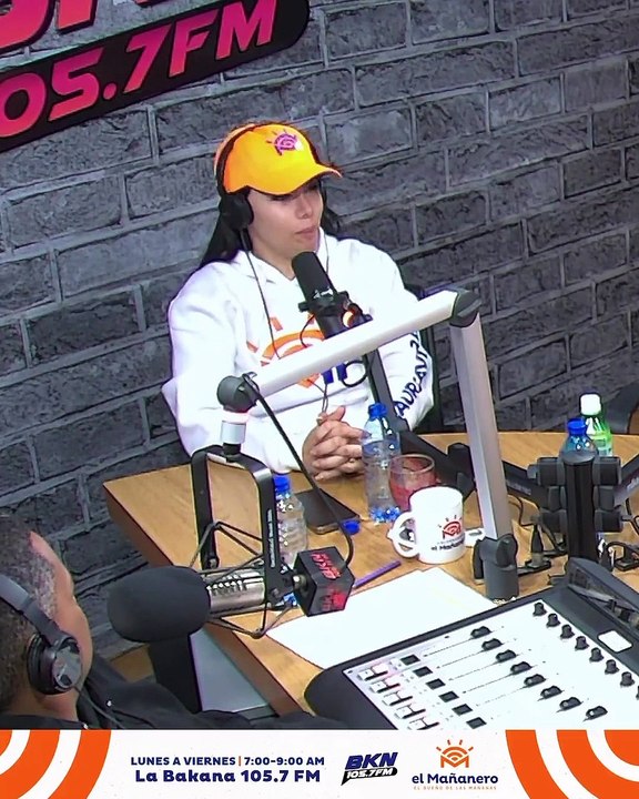 Isaura Taveras habla sobre actitud de Bad Bunny  tras lanzar el celular de una fan al mar