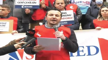 İstanbul'da Sağlıkçılar, Bazı Aile Hekimlerinin Sözleşmelerinin Hiçbir Tebligat Yapılmadan Feshedilmesini Protesto Etti: "Yapılan Tam Bir Hukuk...