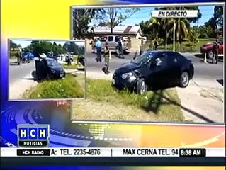 Acribillan a dos personas dentro de un carro en La Ceiba