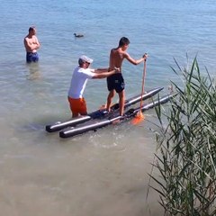 Entre ski de fond et paddle, le skideau permet de « skier » sur l’eau