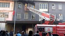 Mobilya imalathanesinde yangın