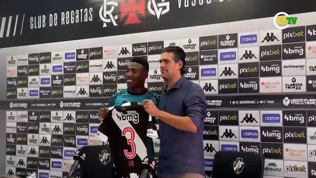 Vasco assina com zagueiro Léo, ex-São Paulo