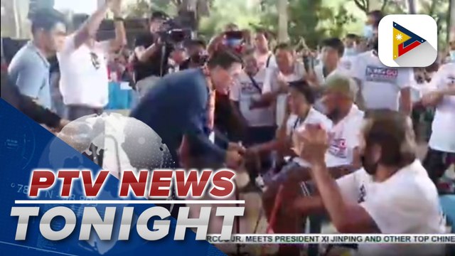 Sen. Go, DSWD distribute aid to flood victims in Misamis Oriental on Christmas Eve, Christmas Day