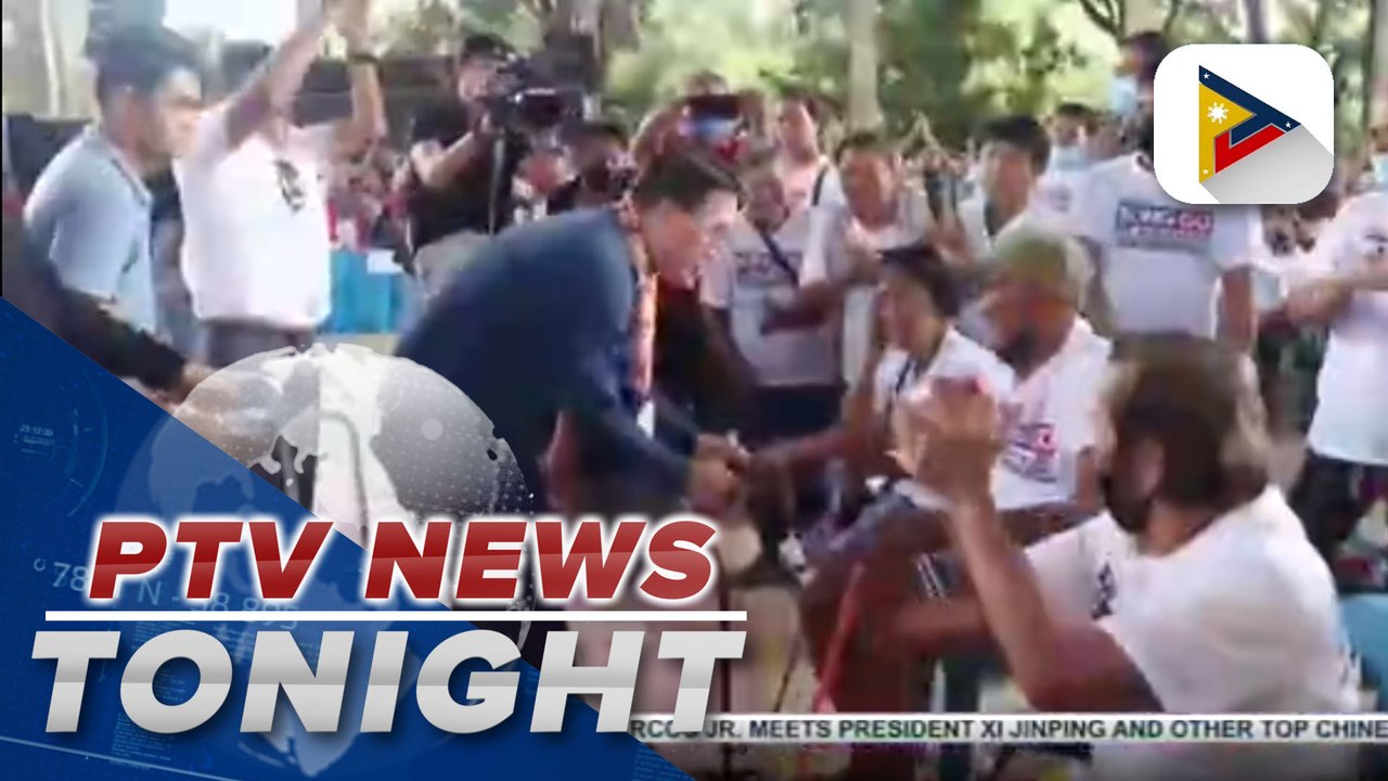 Sen. Go, DSWD distribute aid to flood victims i...