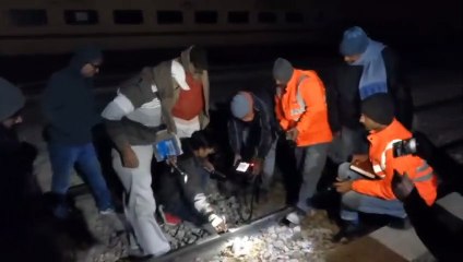 रेल पटरियों के एक-एक इंच पर ट्रैकमैन का पहरा