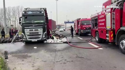 KMO’da tır alevlere teslim oldu, taşıdığı yükler küle döndü