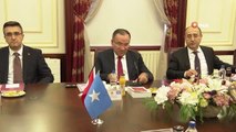 Adalet Bakanı Bozdağ, Somalili mevkidaşı Ali ile görüştü