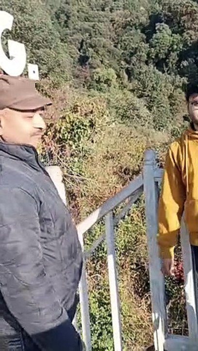 पहाड़ों की खूबसूरत वादियां