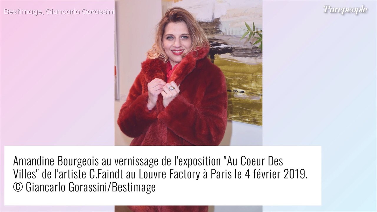 Amandine Bourgeois enceinte : elle chante sur les battements de coeur du bébé, une séquence adorable