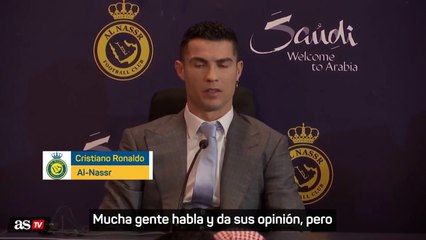 Cristiano Ronaldo se confunde de país en presentación con Al Nassr