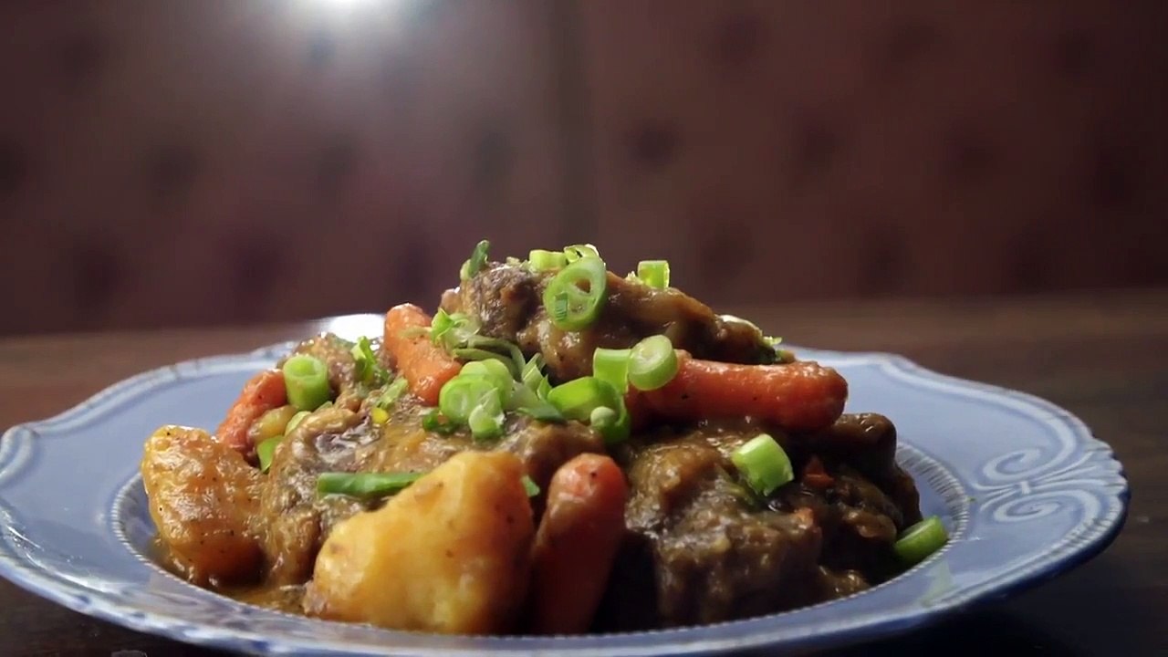 Carnivorous - Se1 - Ep08 - Welcome to the Meat Party HD Watch