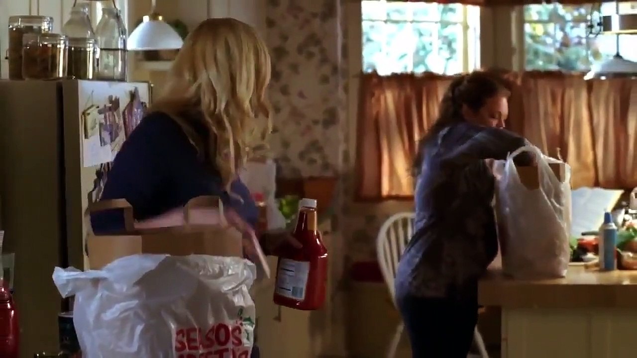 October Road - Se2 - Ep04 - Deck the Howls HD Watch