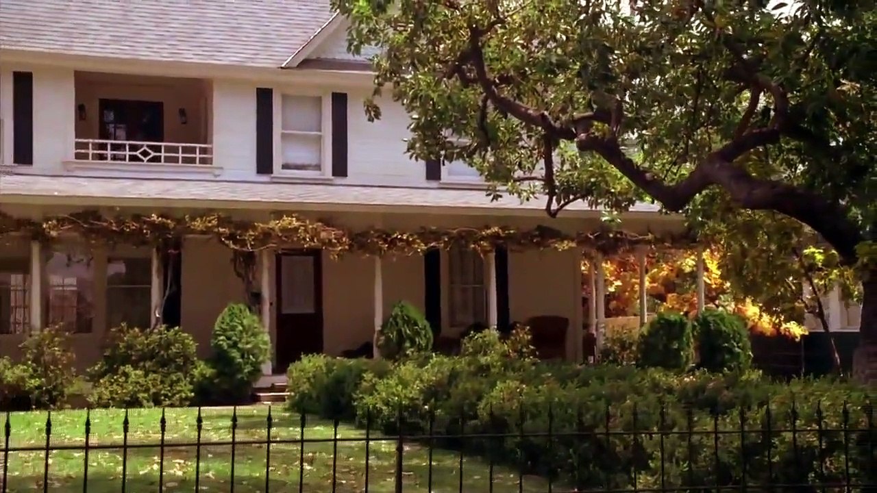 October Road - Se2 - Ep02 - How To Kiss Hello HD Watch