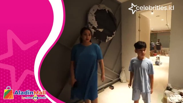 Tur Singkat Rafathar Keliling Rumah Baru, Tengok Kamar Anak Sultan