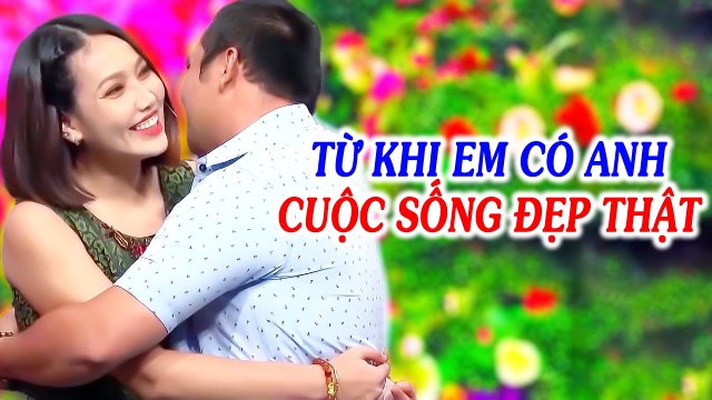 Cặp Đôi MŨM MĨM Cực Đáng Yêu ÔM CHẦM LẤY NHAU khi Vừa Mở Rào làm MC BẤT NGỜ Phụ Nữ Là Để Yêu