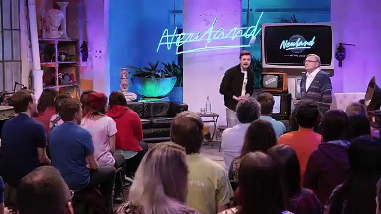 Neuland with Phil Laude - Se1 - Ep04 - 100% Retro feat. Faisal Kawusi HD Watch
