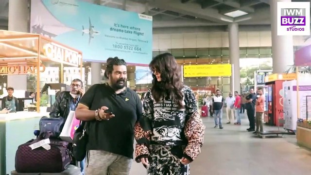 Kareena Kapoor Khan with Saif and Taimur, Urvashi Rautela spotted at Airport