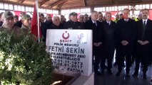 Şehit polis Fethi Sekin mezarı başında anıldı