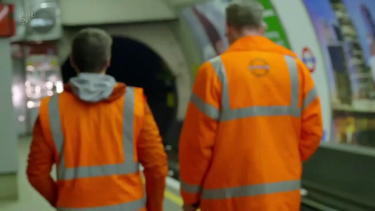 Inside the Tube - Going Underground - Se1 - Ep02 - The Busiest Line in HD Watch