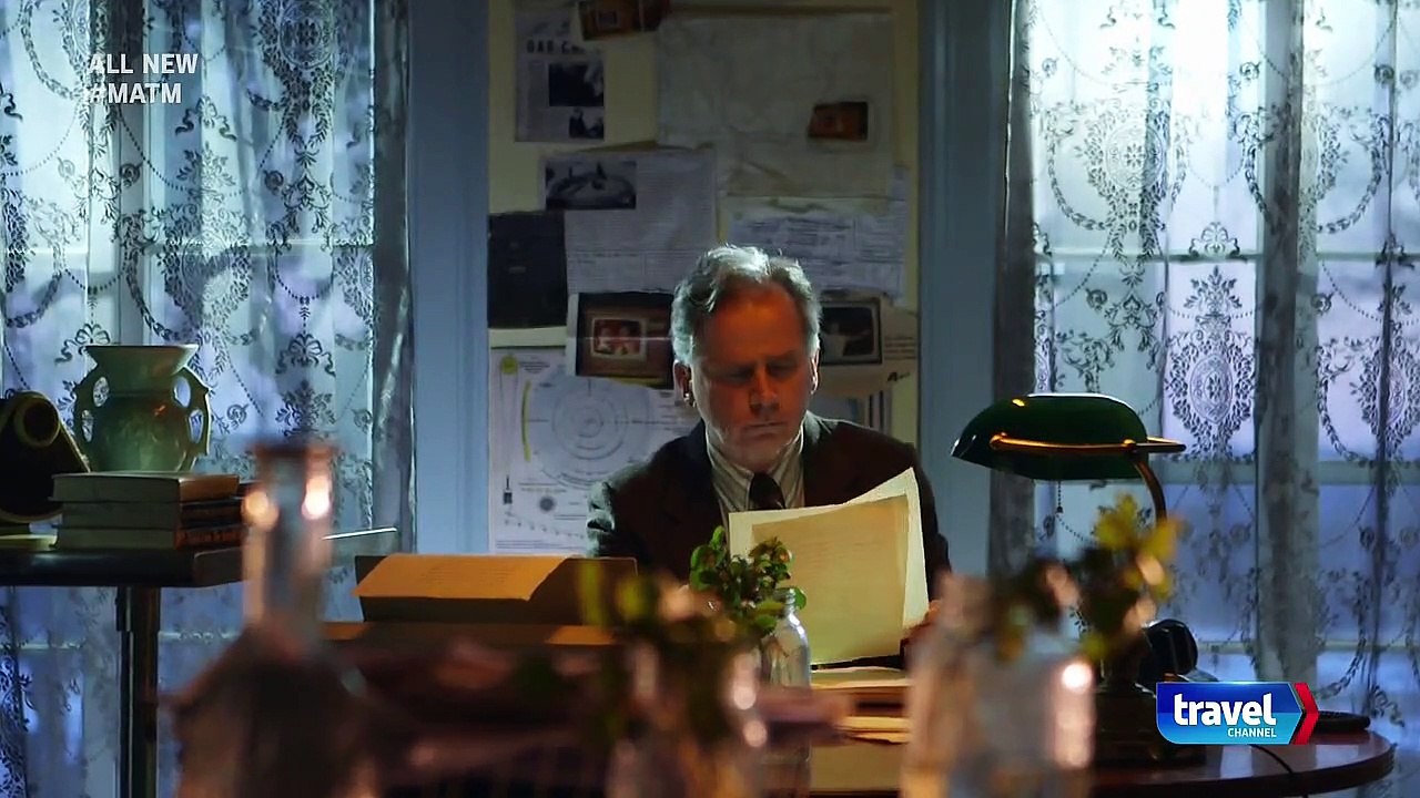 Mysteries at the Museum - Se16 - Ep08 - Shark Chaser, Haunted Harmony and 1,700-Foot Wave HD Watch