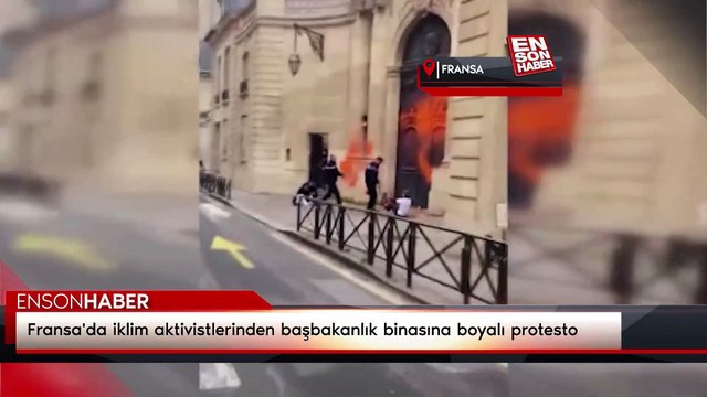 Fransa'da iklim aktivistlerinden başbakanlık binasına boyalı protesto