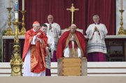 La Iglesia Católica despide al Papa emérito Benedicto XVI en el funeral celebrado en el Vaticano