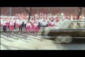 Sous la chaleur du soleil Bande-annonce (EN)