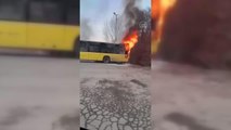 Çekmeköy'de park halindeki İETT otobüsünde çıkan yangın söndürüldü