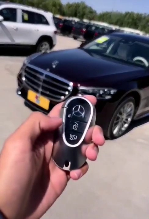 This Mercedes Car has an amazing Features ❤️❤️ | Futuristic Car | Happy Vibes