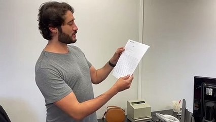 Gabriel recebe pedido para mudança de nome da Avenida C para Rei Pelé