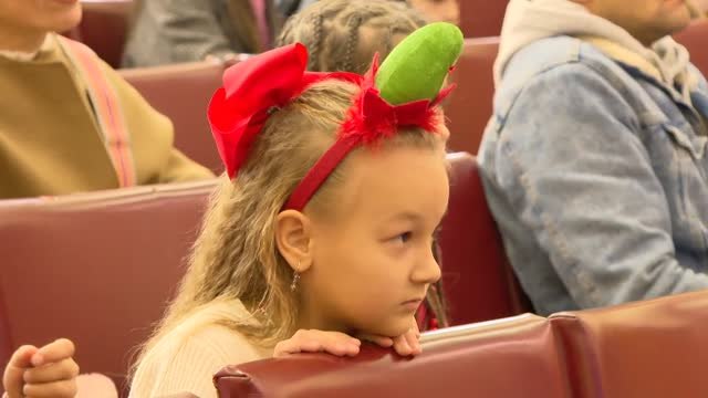 Niños ucranianos refugiados en España reciben también la visita de los Reyes Magos